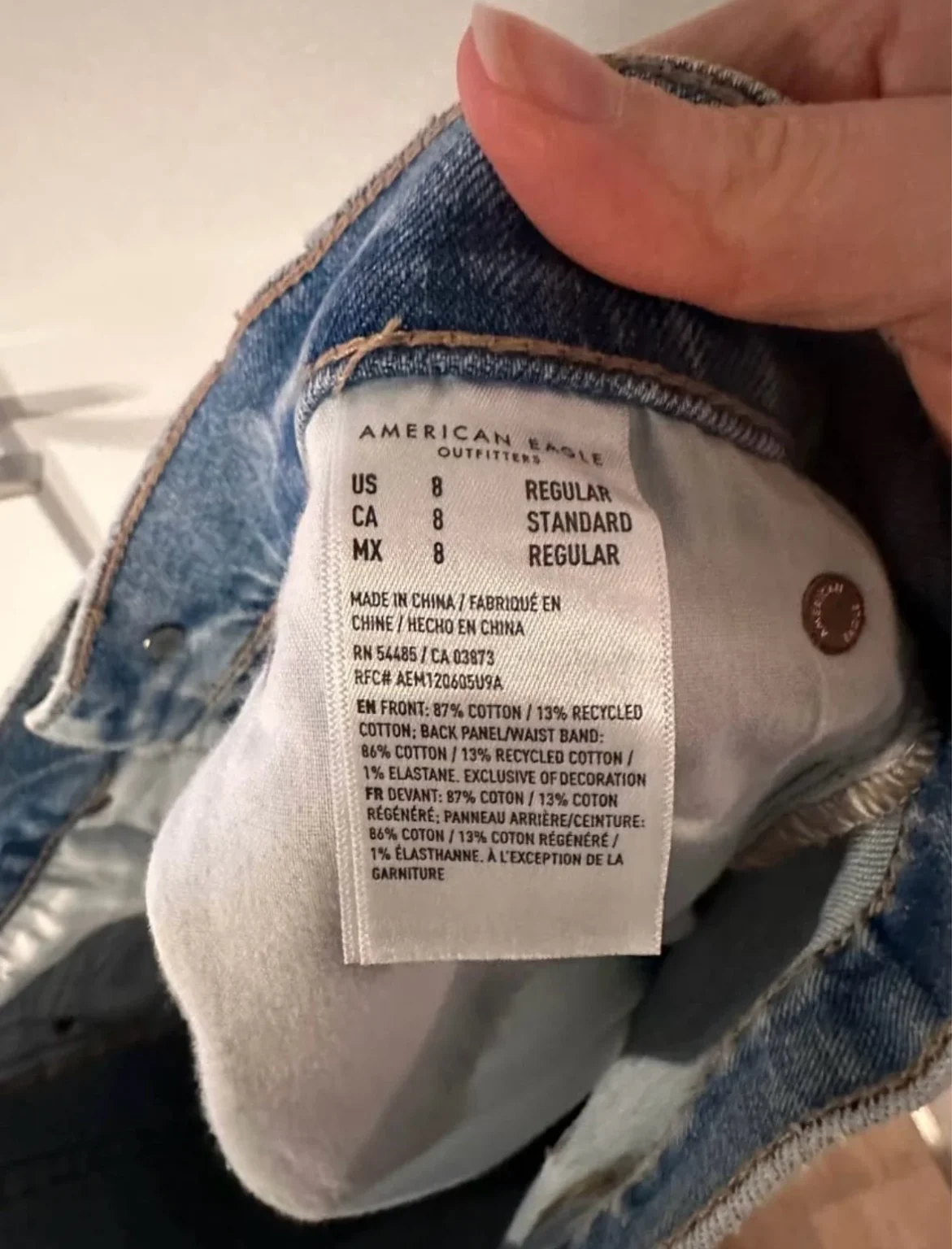 Image for AE Strigid High-Waisted Stovepipe Jean size 8 regular / Jeans American eagle size 8 longueur régulière