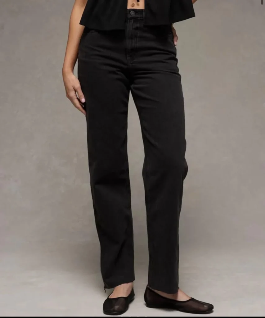 Image for Jeans American eagle NEUVE avec étiquette 🏷️ originale longueur régulière AMERICAN EAGLE BAGGY STRAIGHT Super High-Rise • Strigid