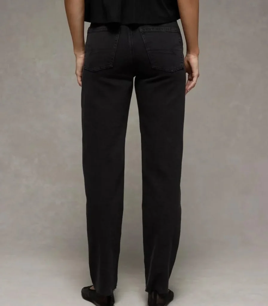 Image for Jeans American eagle NEUVE avec étiquette 🏷️ originale longueur régulière AMERICAN EAGLE BAGGY STRAIGHT Super High-Rise • Strigid