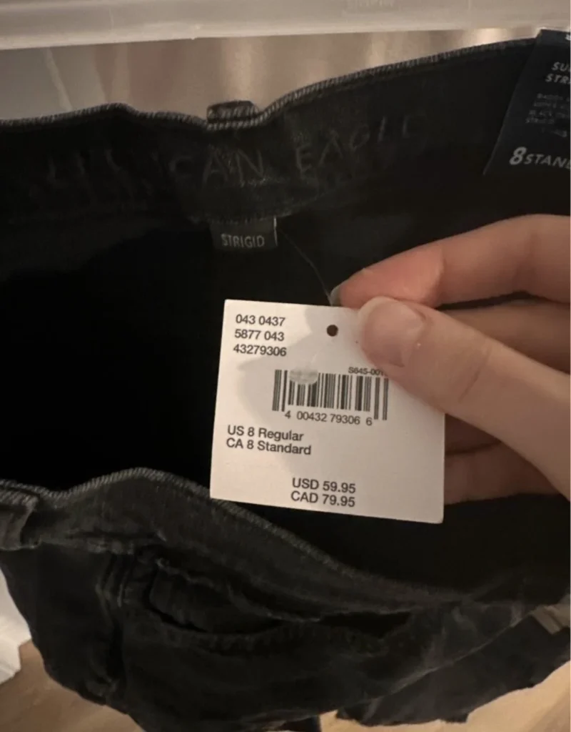 Image for Jeans American eagle NEUVE avec étiquette 🏷️ originale longueur régulière AMERICAN EAGLE BAGGY STRAIGHT Super High-Rise • Strigid