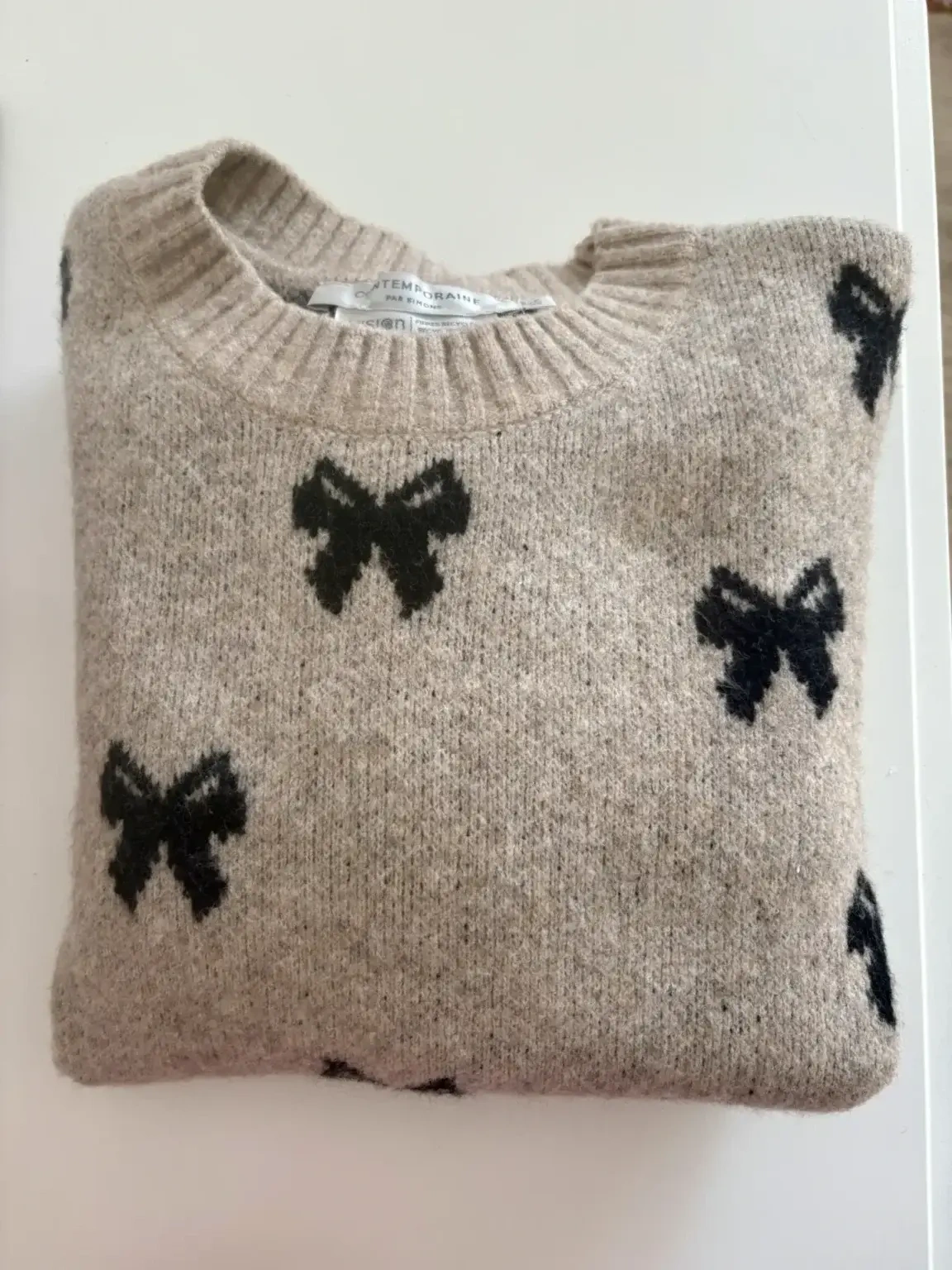 NEUF! (XS/S/M/) Joli Pull Contemporaine seconde main