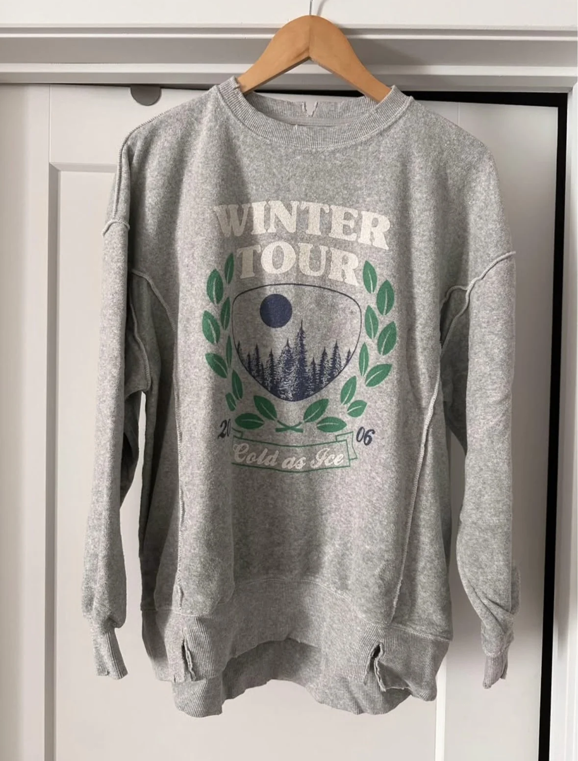 Chandail ouaté Aerie oversize super cute et confortable taille XS oversize NEUF avec étiquette 🏷️ originale Aerie seconde main