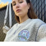Thumbnail for Chandail Tamélo NEUF dans son emballage original en sherpa « Ice ice baby » size small / Fleece Unisexe