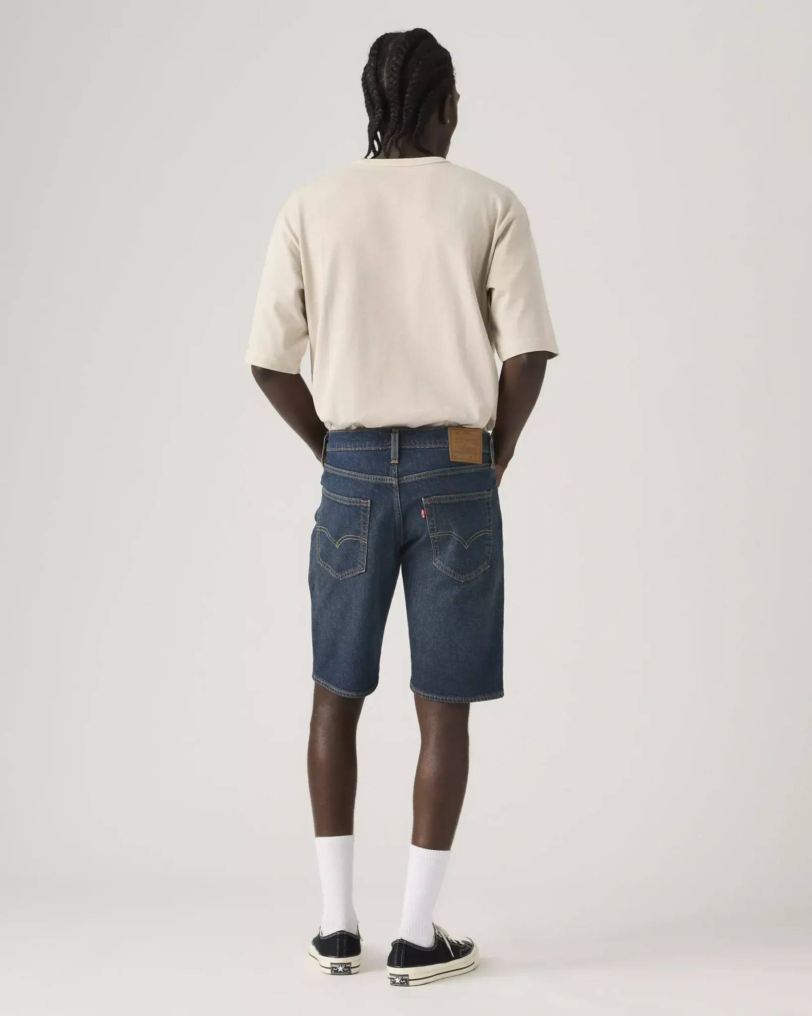 Featured image for Short Levi’s Homme modèle 405 taille 34 bleu brut