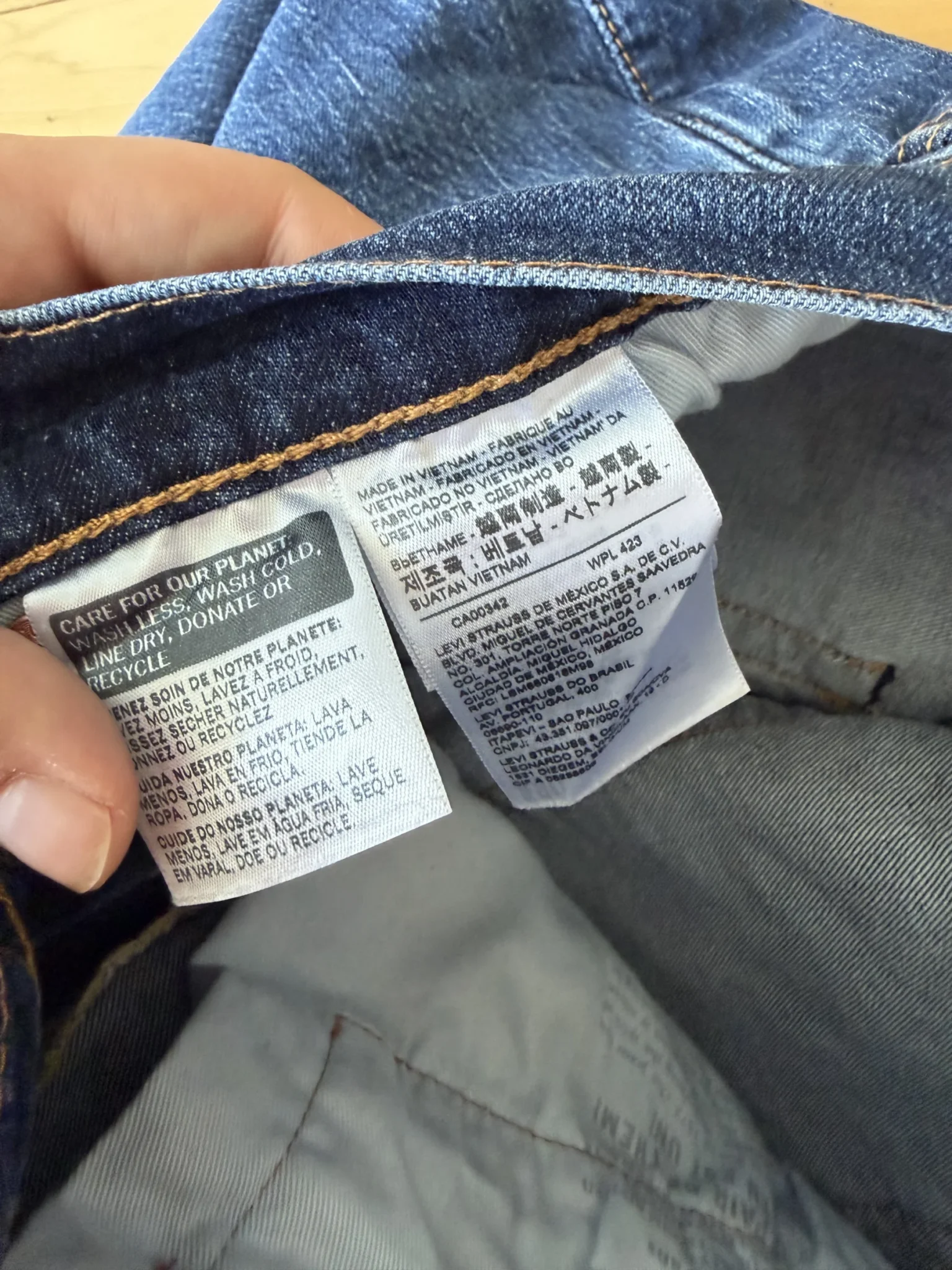Image for Short Levi’s Homme modèle 405 taille 34 bleu brut