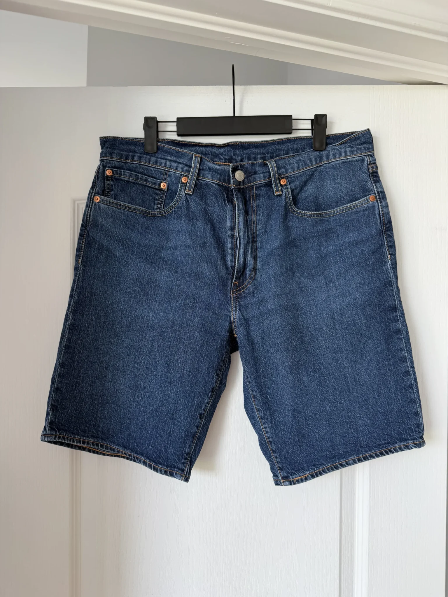 Image for Short Levi’s Homme modèle 405 taille 34 bleu brut