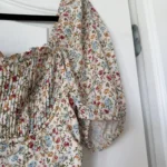 Thumbnail for Robe Storia blanche à motifs fleuris taille M
