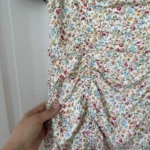 Thumbnail for Robe Storia blanche à motifs fleuris taille M