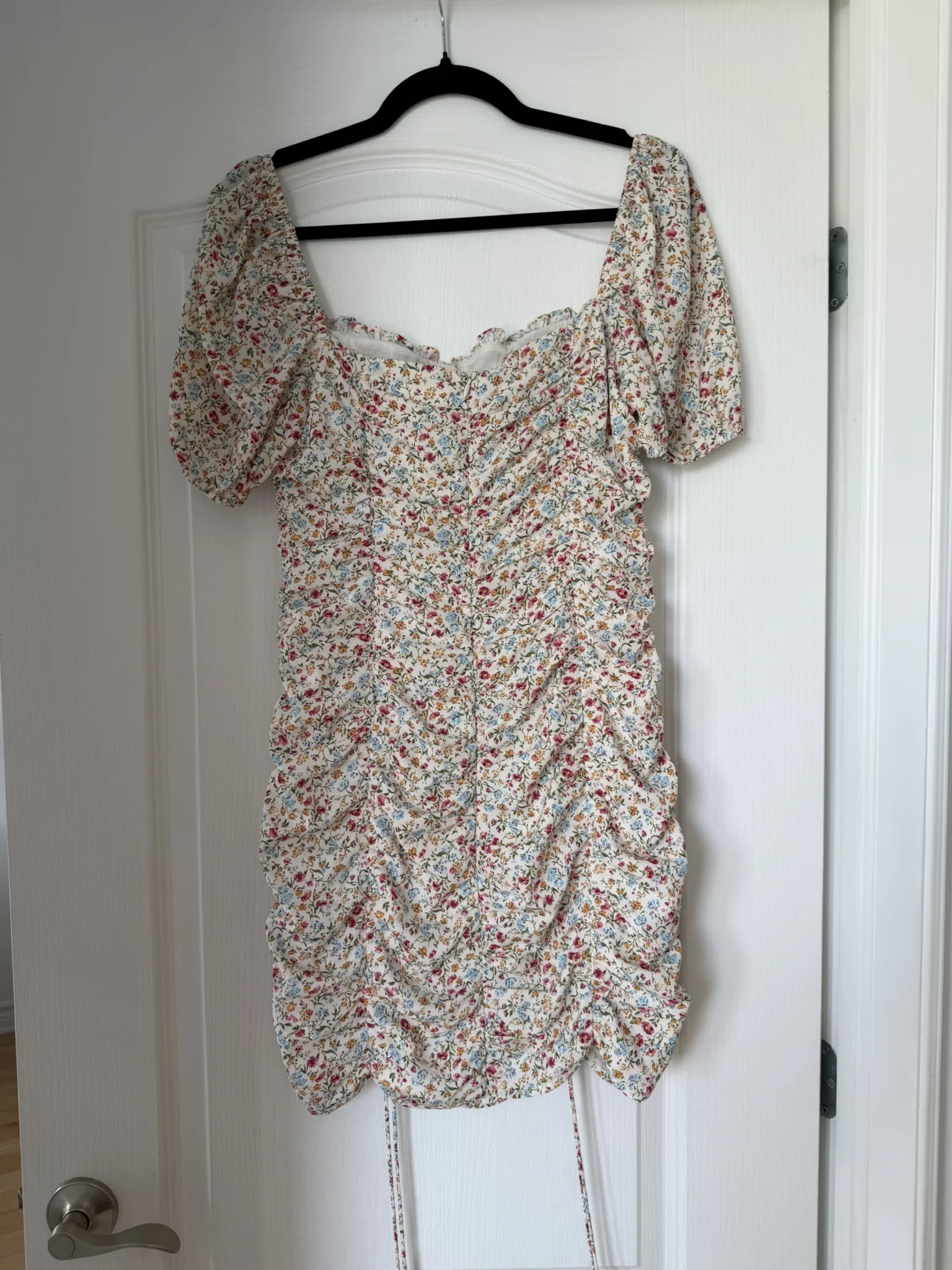 Image for Robe Storia blanche à motifs fleuris taille M
