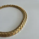 Thumbnail for Collier Monet ras de cou plaqué or