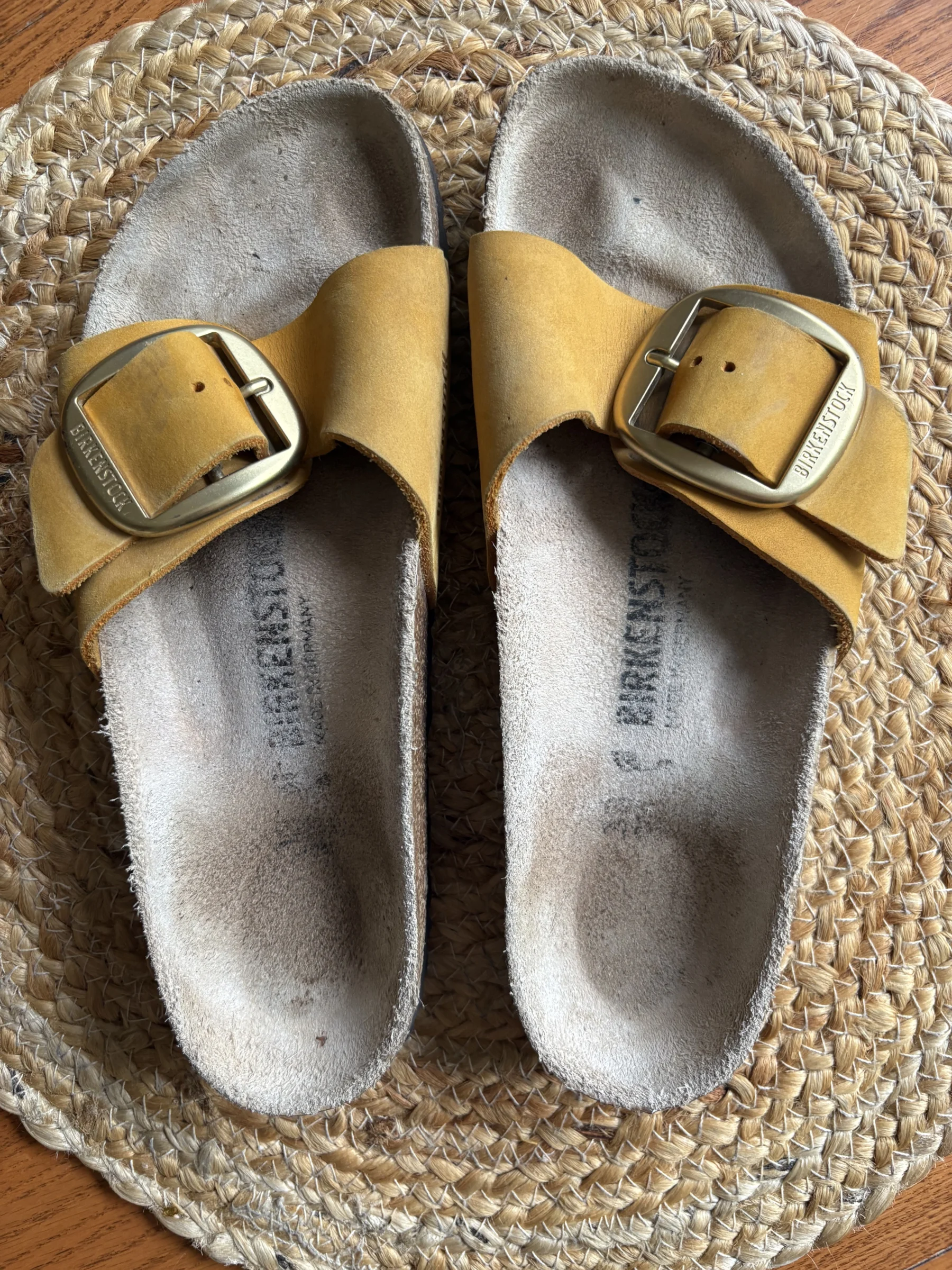 Birkenstock Madrid en cuir jaune moutarde Birkenstock seconde main