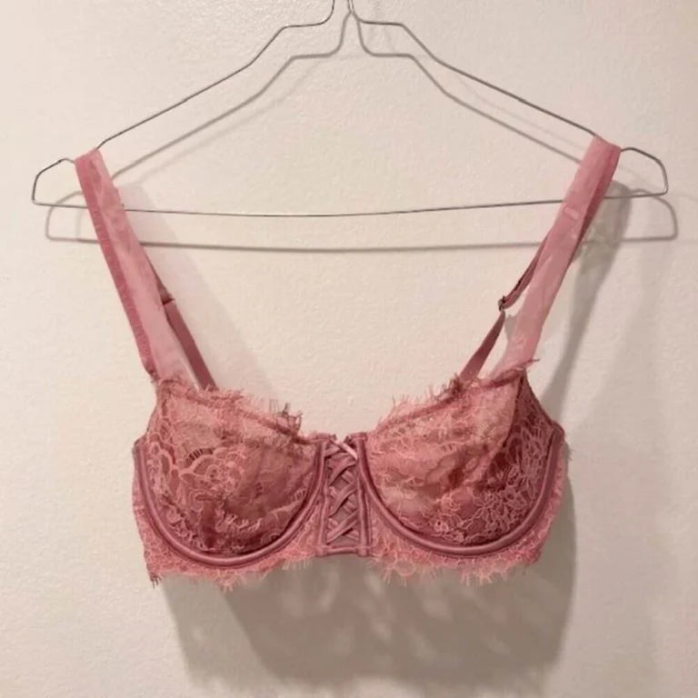 Image for Victoria’s Secret Pink Dream Angels Wicked Lace Bra – Pink Lace Bra