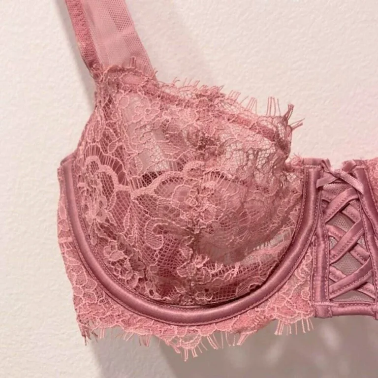 Image for Victoria’s Secret Pink Dream Angels Wicked Lace Bra – Pink Lace Bra