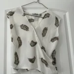 Featured thumbnail for Blouse sans manches dynamite