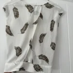 Thumbnail for Blouse sans manches dynamite