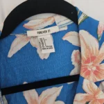 Thumbnail for Cropped wrap-around blouse with tropical print