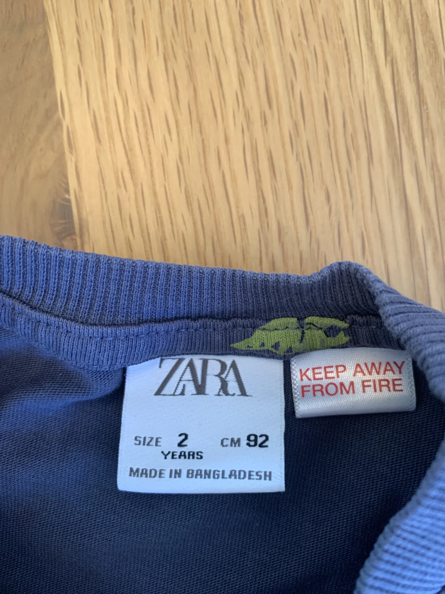 Image for T-Shirt Zara 2 ans