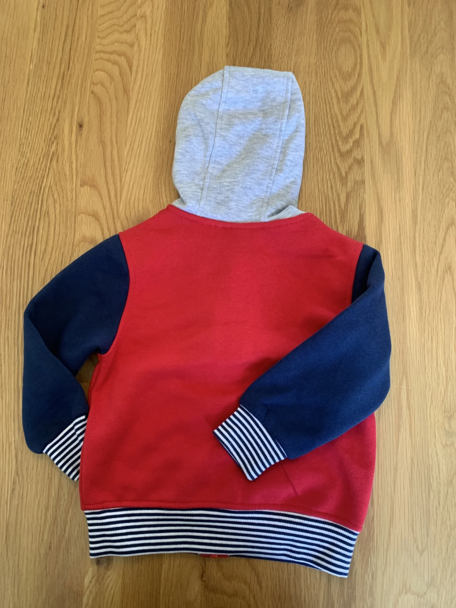 Image for Veste Cars