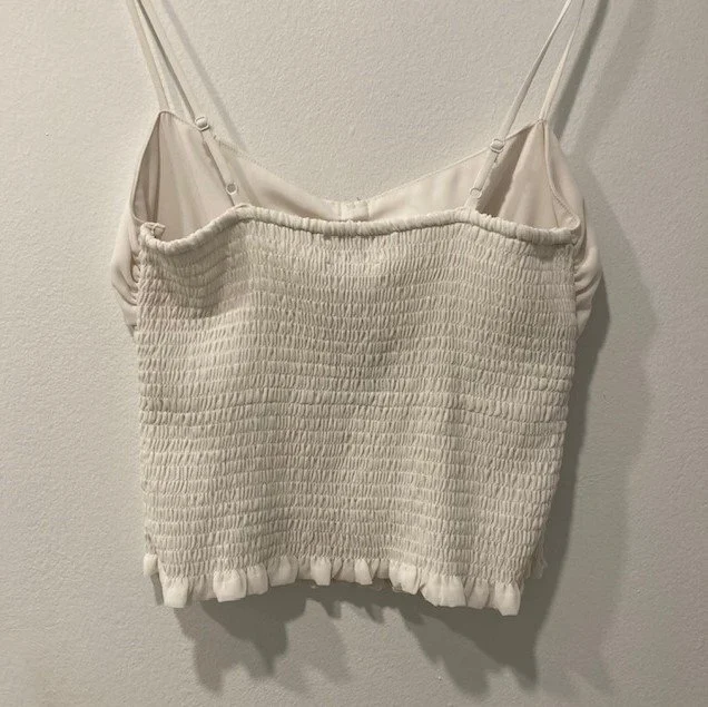 Image for Haut Camisole Blanche à Smocks Aritzia Wilfred White Ballet Smocked Cami Tank Top