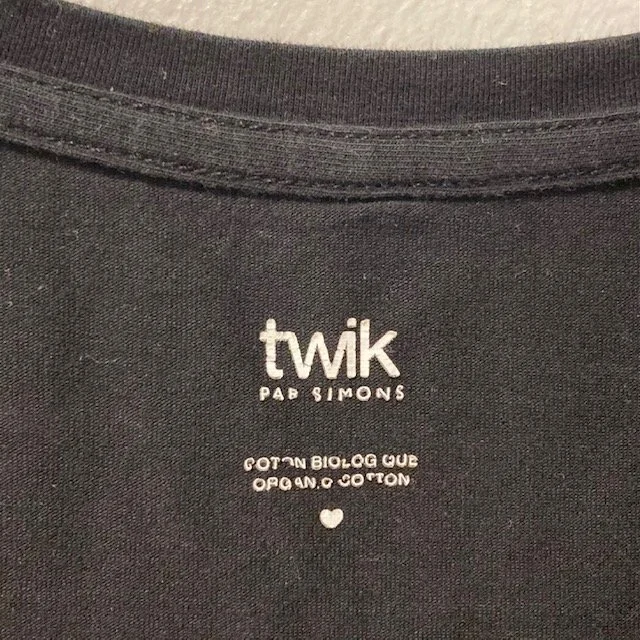 Image for Haut Court Noir Manches Courtes Simons Twik Black Short Sleeves T-Shirt Tee Crop Top