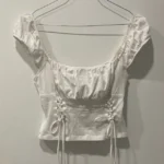 Thumbnail for T-Shirt Blanc Froncé à Lacets Princess Polly White Ruched Crop Top T-Shirt with Lace Up Detail