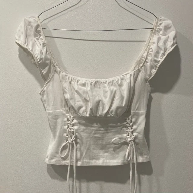 Image for T-Shirt Blanc Froncé à Lacets Princess Polly White Ruched Crop Top T-Shirt with Lace Up Detail