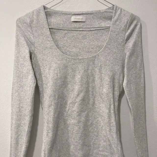 Image for Haut Chandail Gris Pâle Manches Longues KOOKAÏ Riley Light Gray Scoop-Neck Long Sleeve Tee Top
