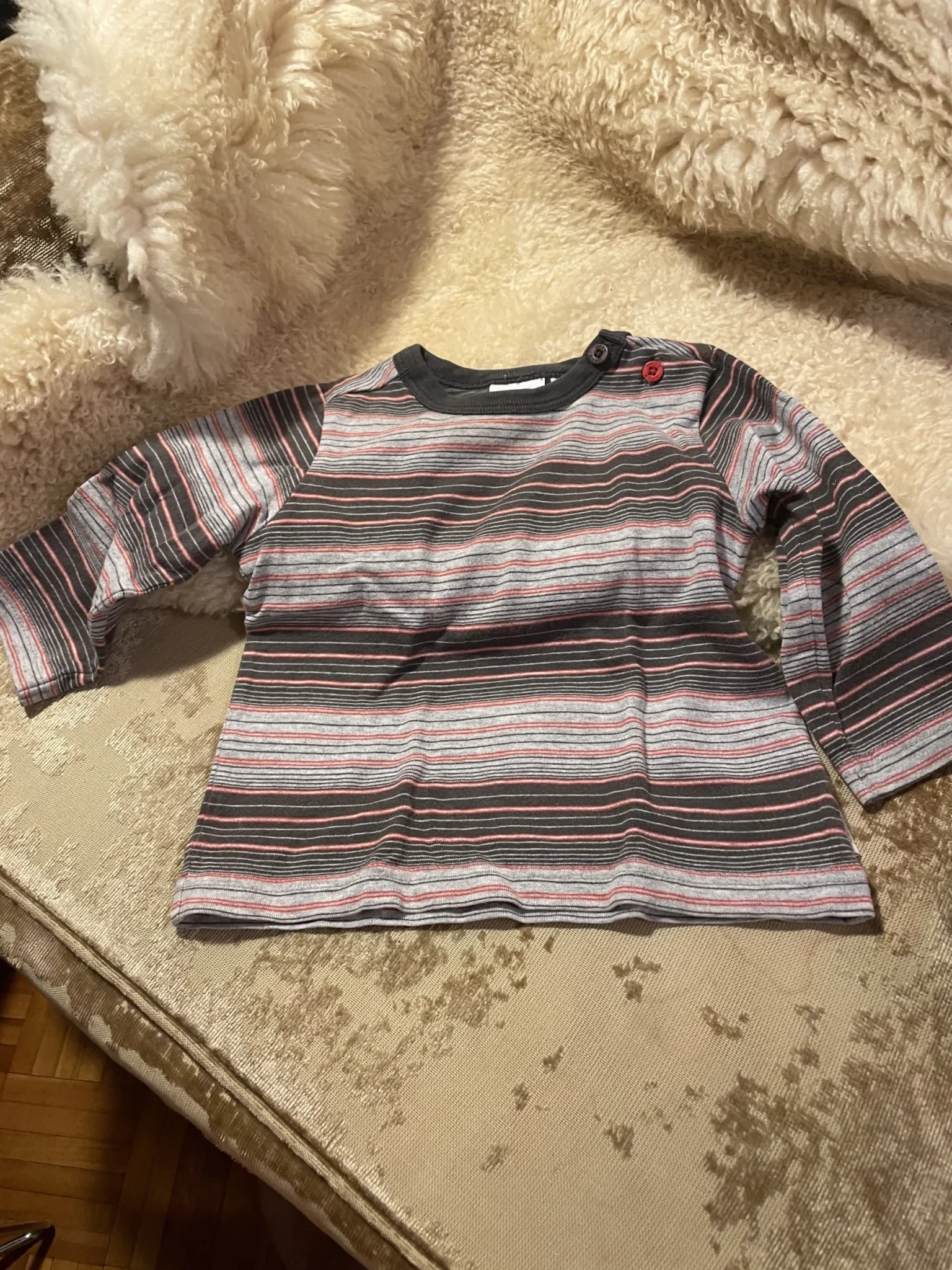 Image for Tee manches longues mexx 9 - 12 mois fait petit