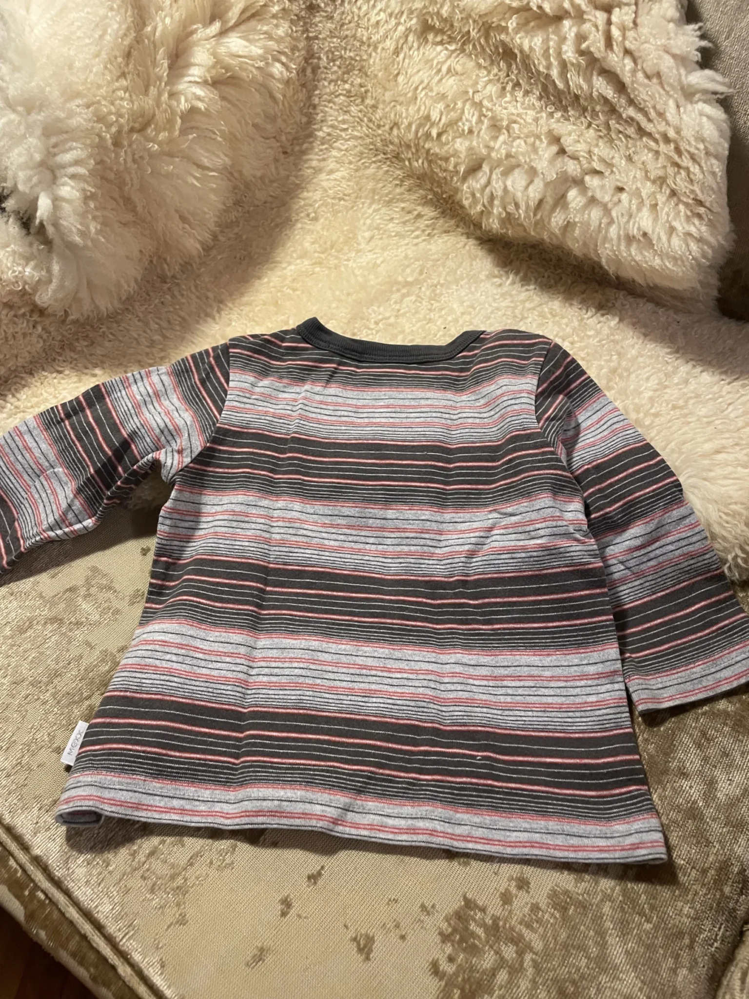 Image for Tee manches longues mexx 9 - 12 mois fait petit