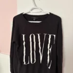 Featured thumbnail for Sweater « love »