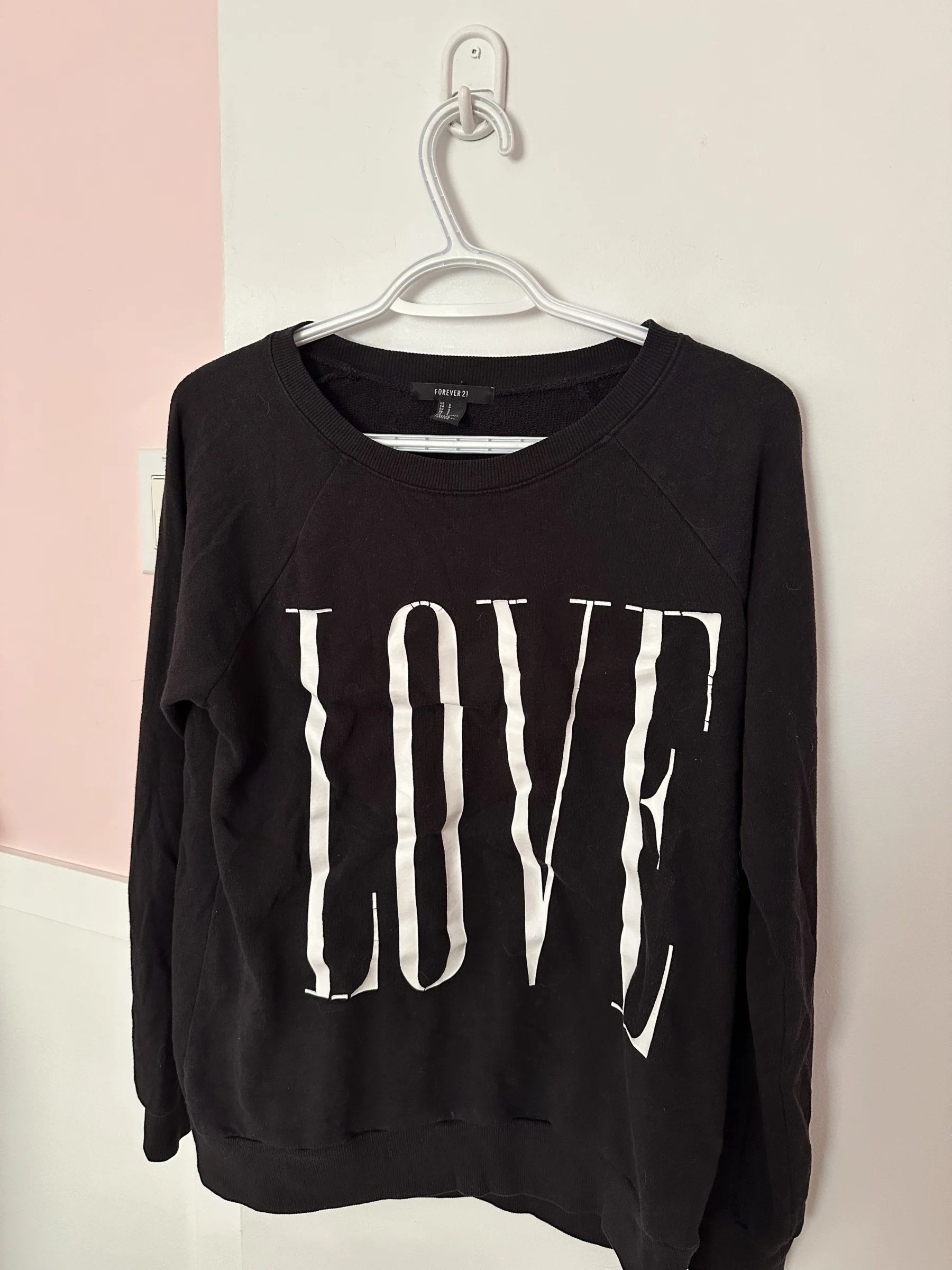 Sweater « love » Forever XXI seconde main