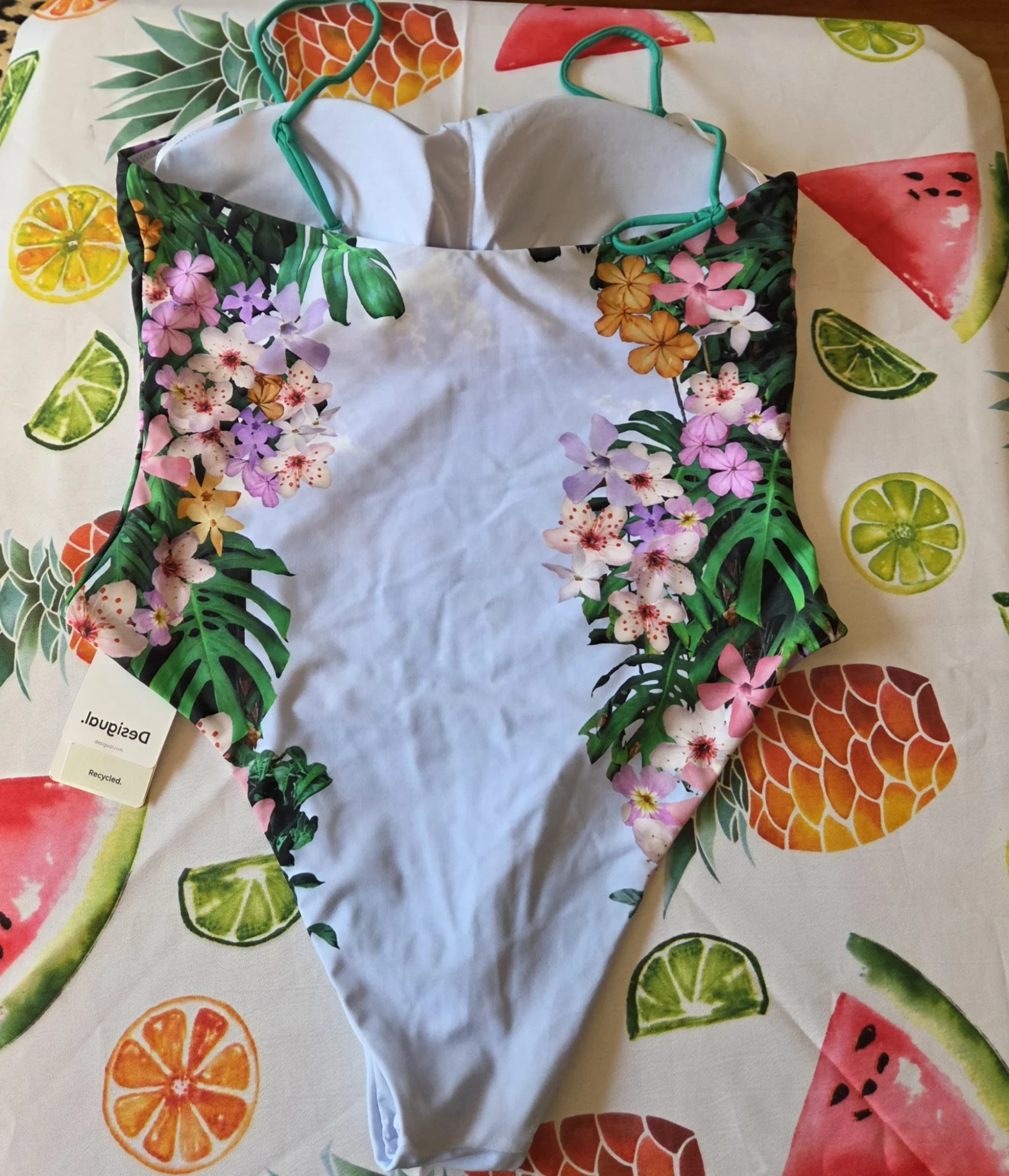 Image for Vibrant maillot Desigual neuf avec étiquette