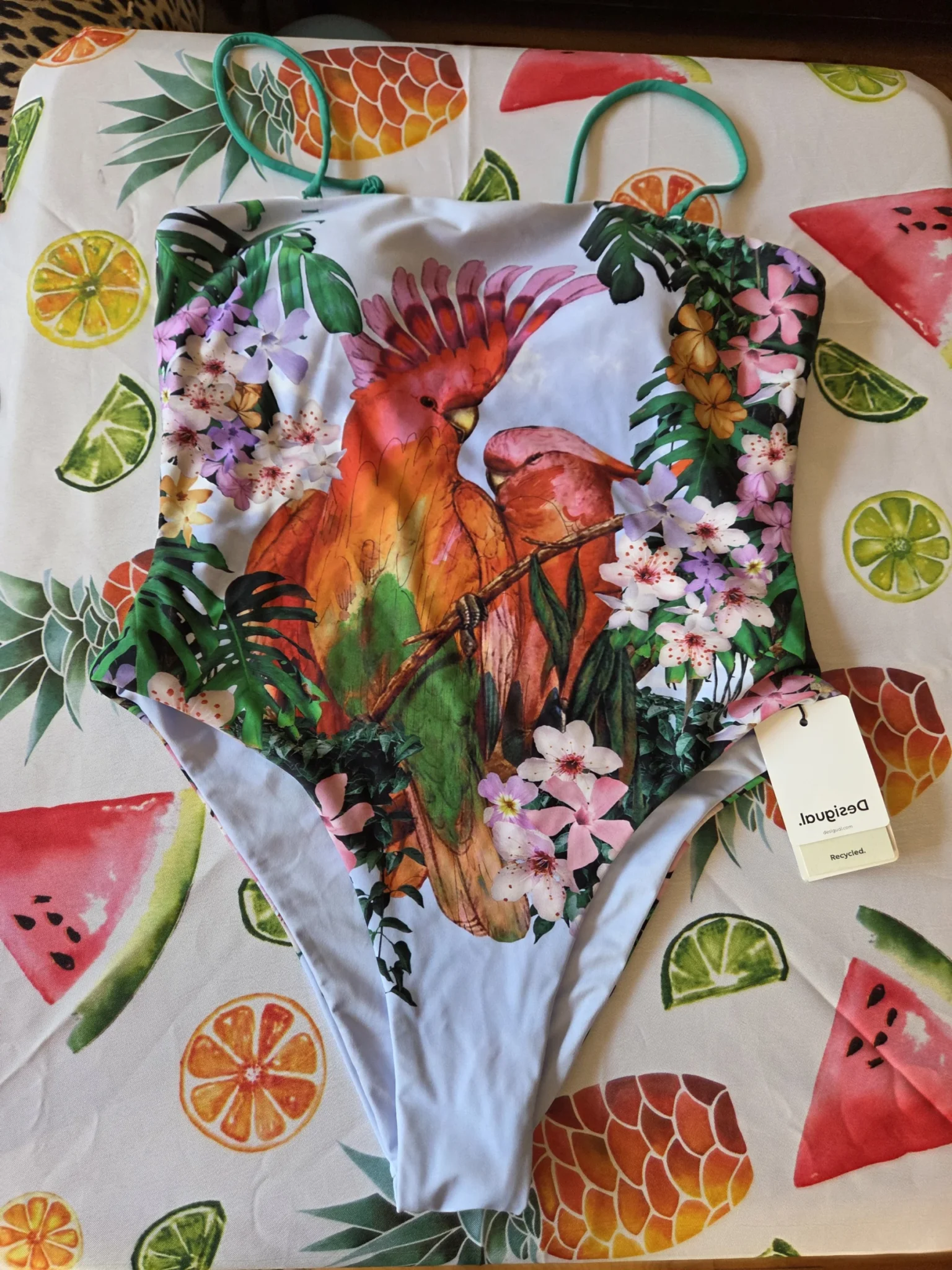Image for Vibrant maillot Desigual neuf avec étiquette