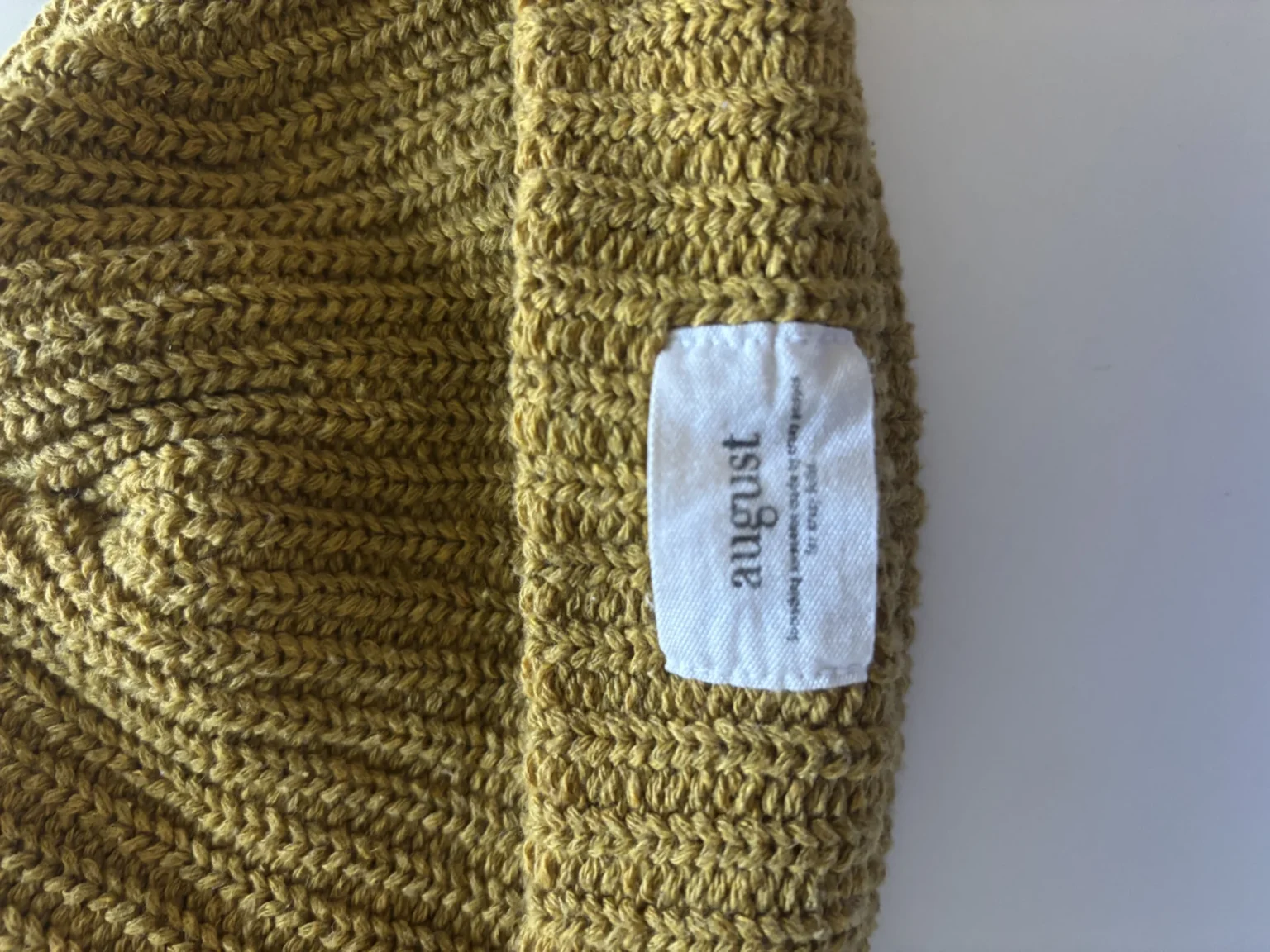 Image for Tique jaune moutarde