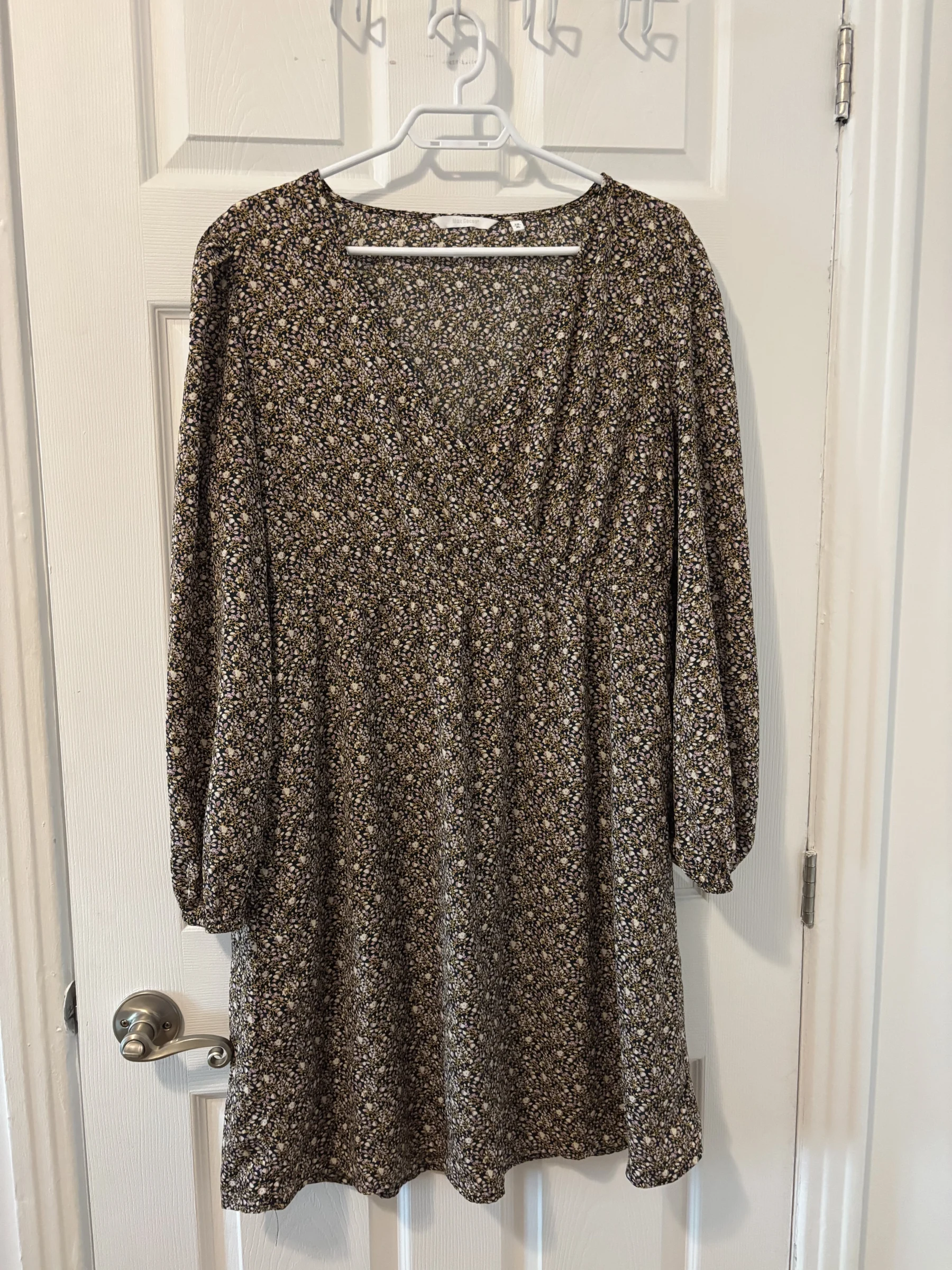 Robe fleurie cache-cœur Rw and Co seconde main