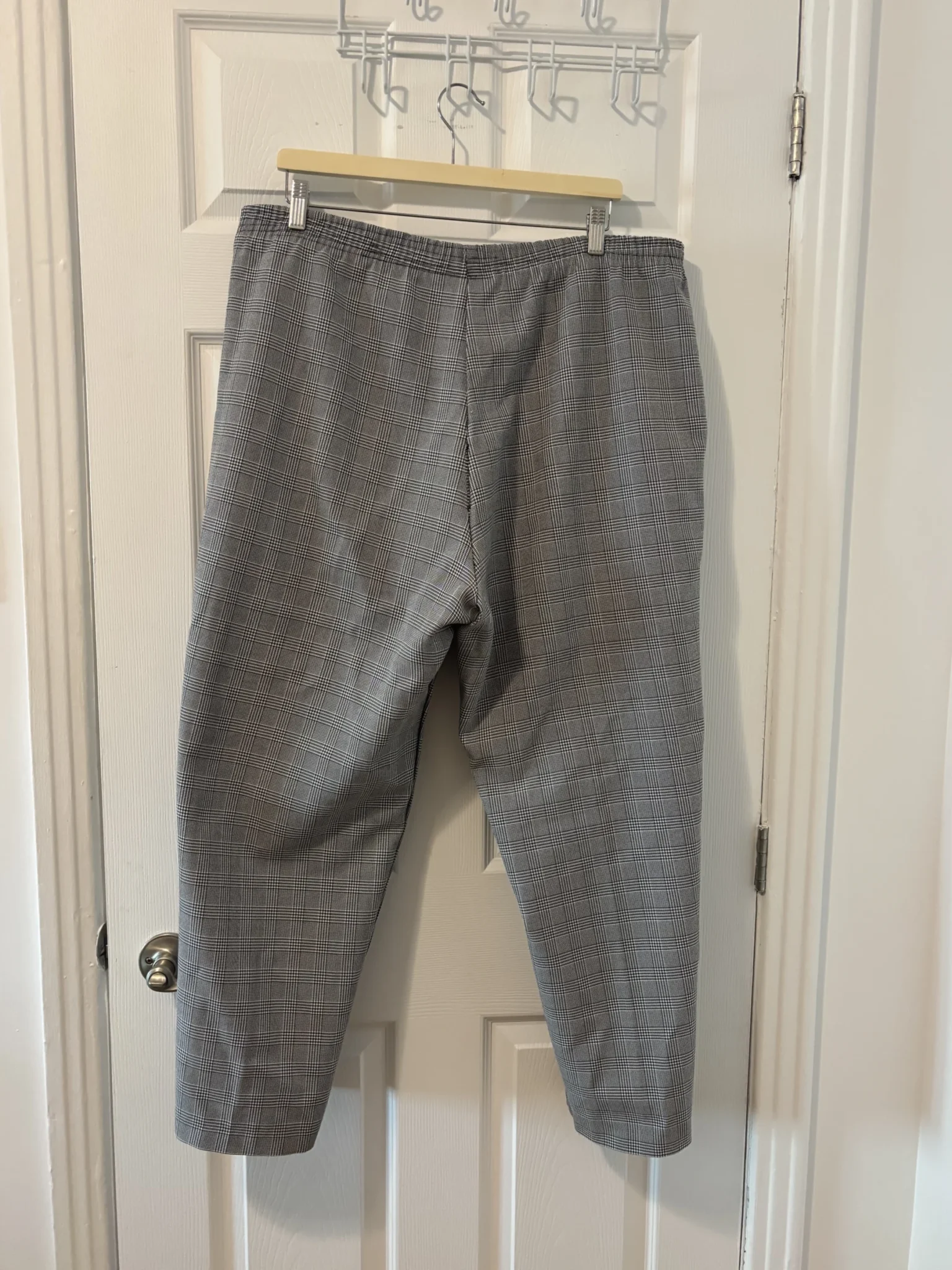 Image for Pantalon carreauté gris