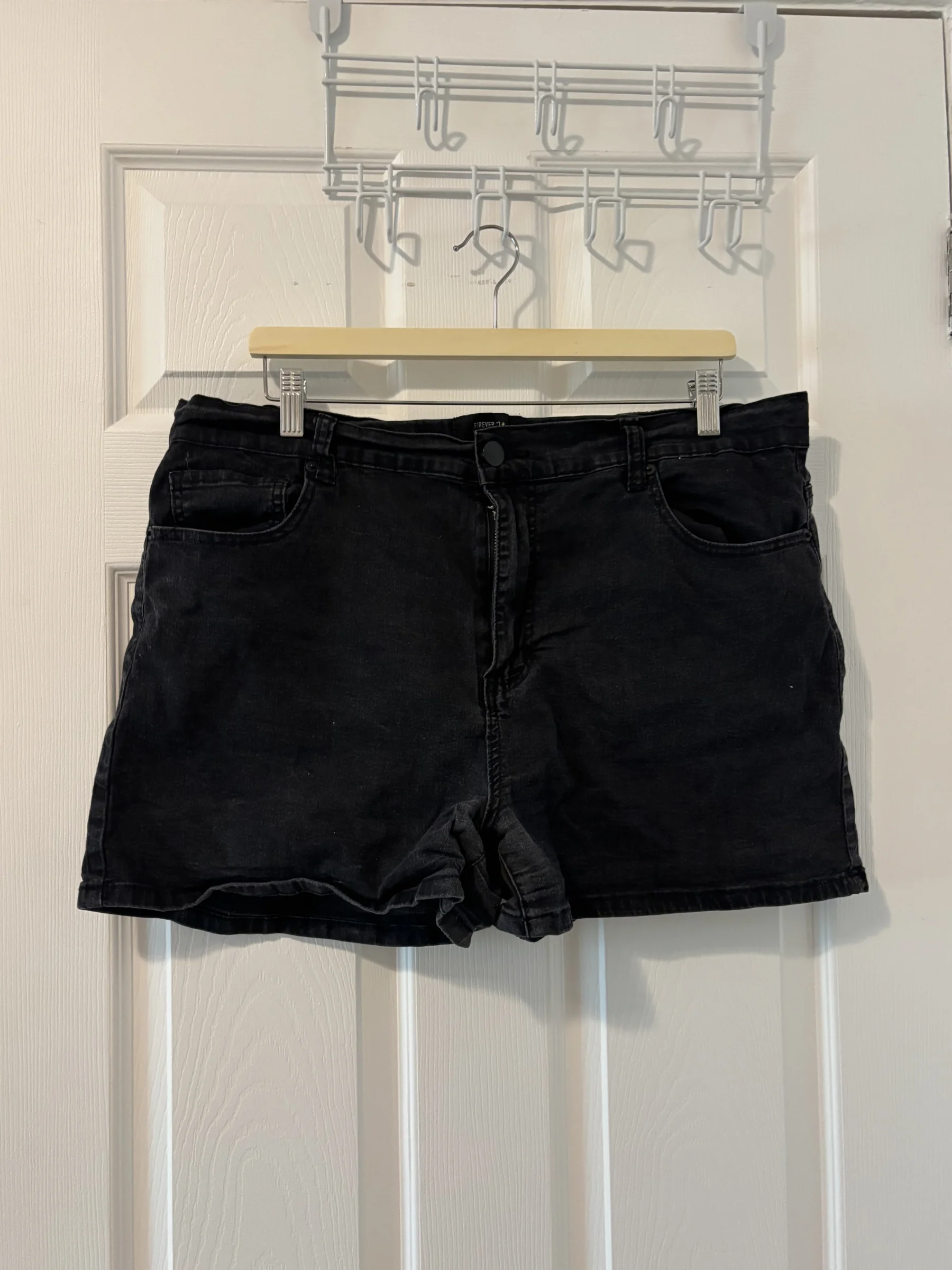 Short jeans noir XL Forever XXI seconde main
