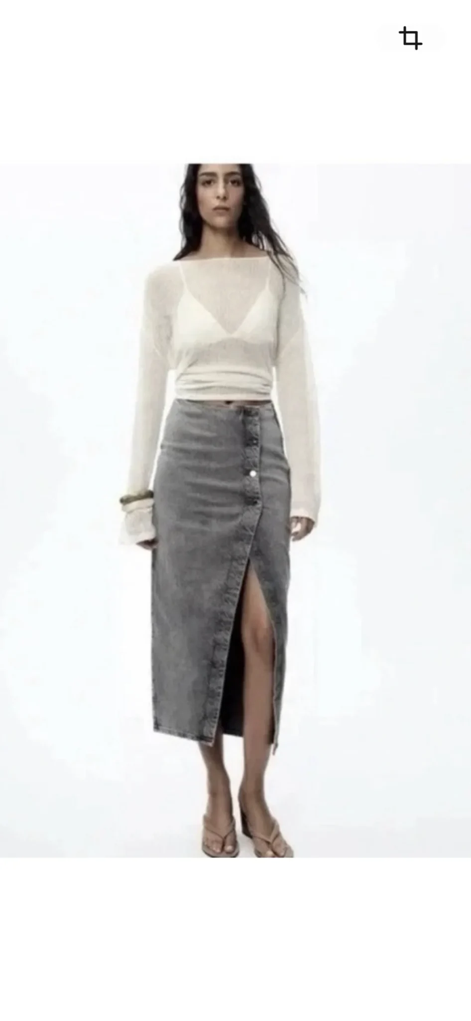 Featured image for Jupe longue en jeans asymétrique