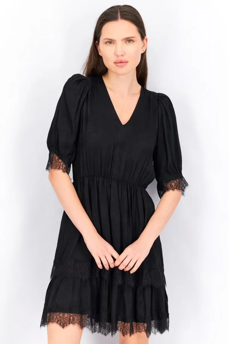 Featured image for Robe The Kooples noir taille 1 - S à volants et dentelles