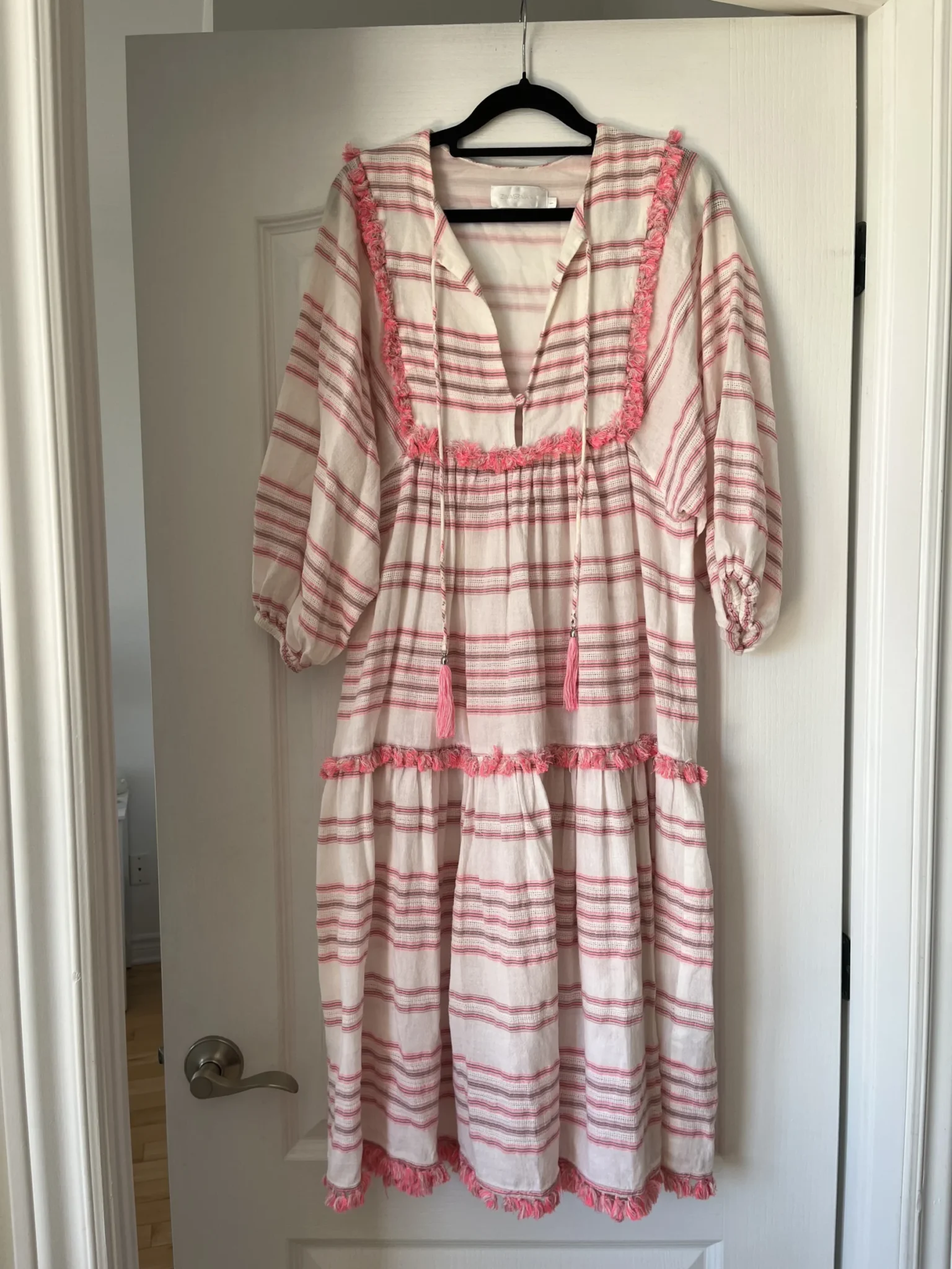 Image for Robe Zimmermann taille 1 soit un M rose et blanche