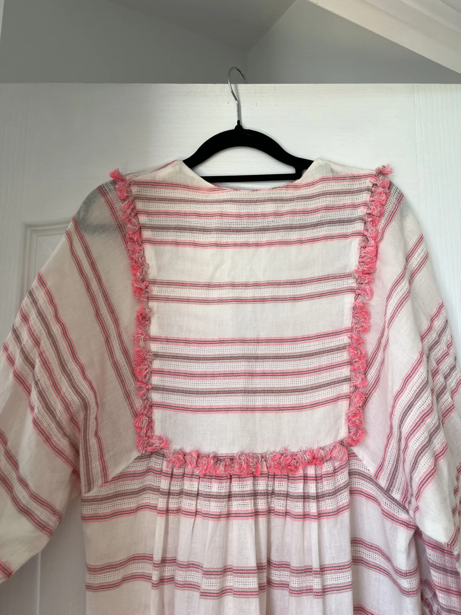 Image for Robe Zimmermann taille 1 soit un M rose et blanche