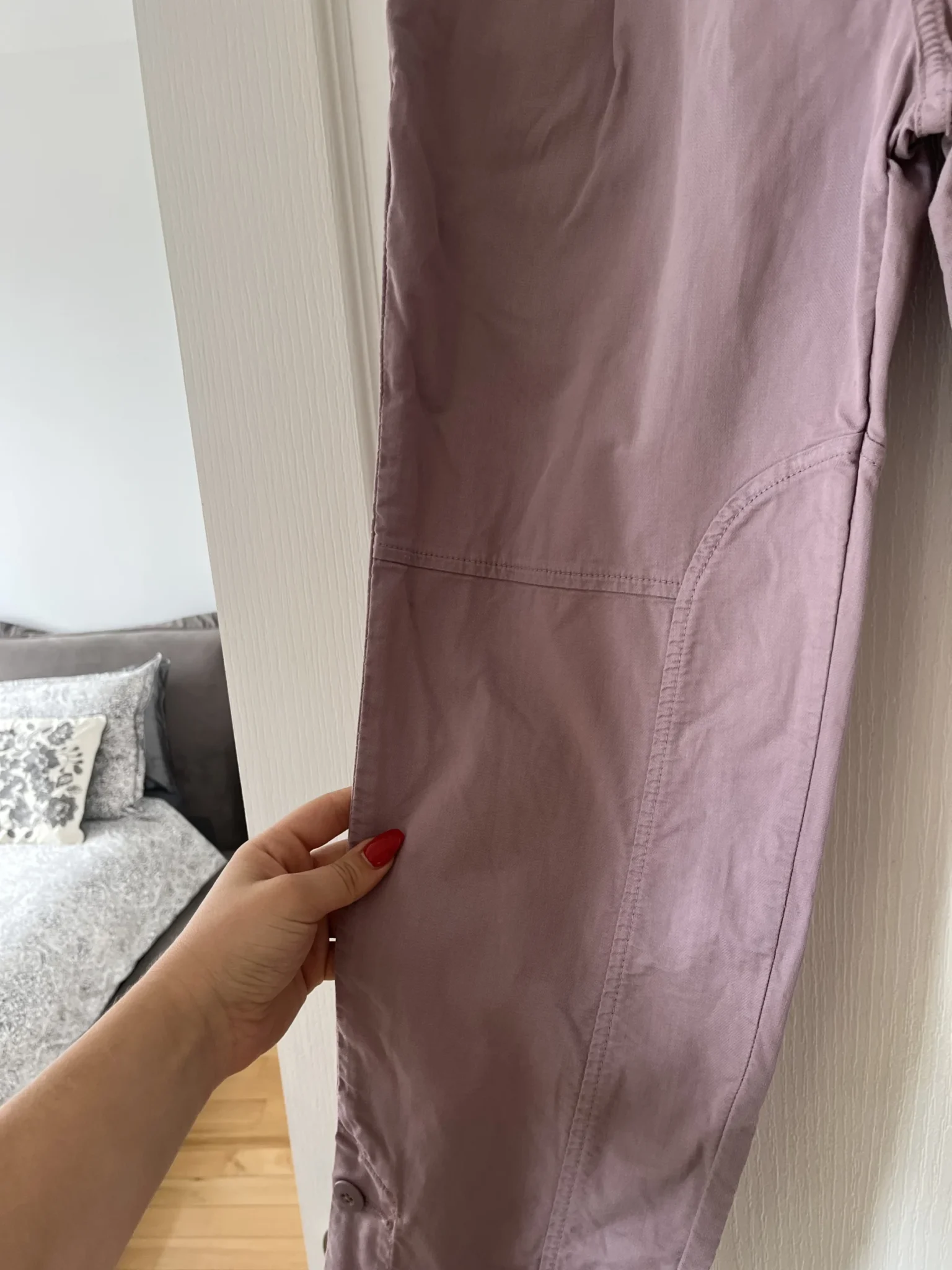 Image for Pantalon cargo Joie neuf taille 4 de couleur violet
