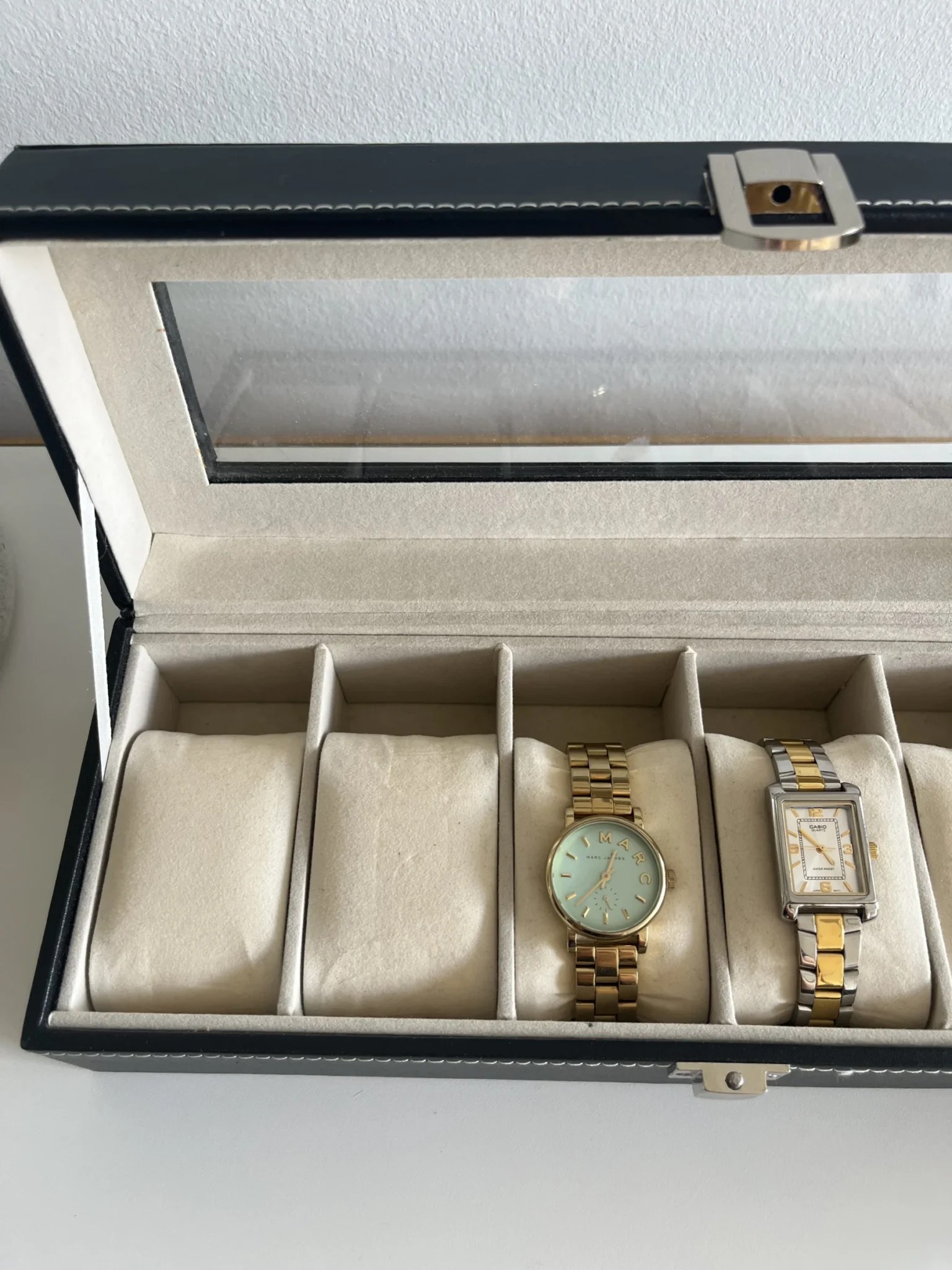 Image for Rangement 6 montres Unisexe effet cuir noir