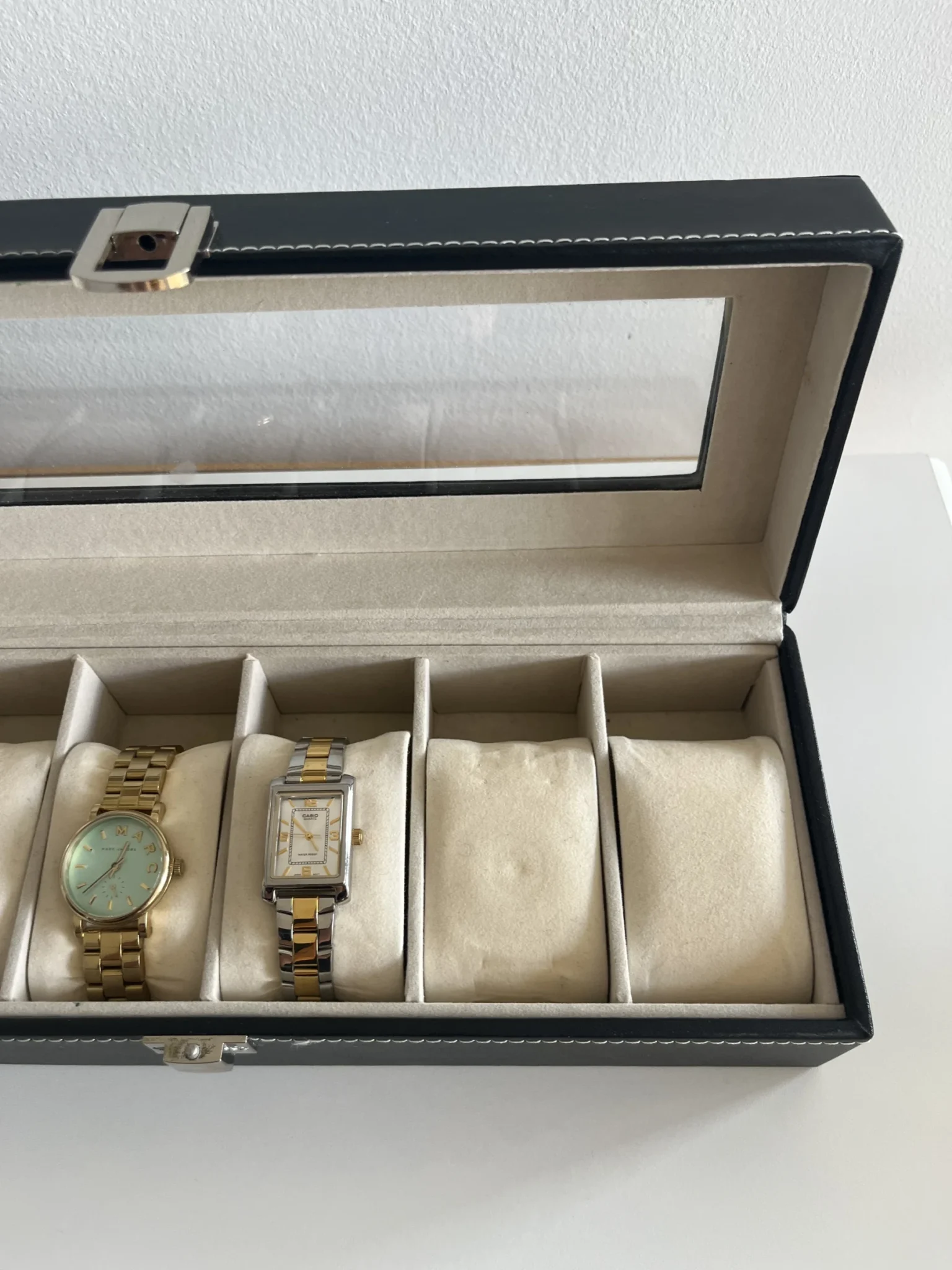Image for Rangement 6 montres Unisexe effet cuir noir