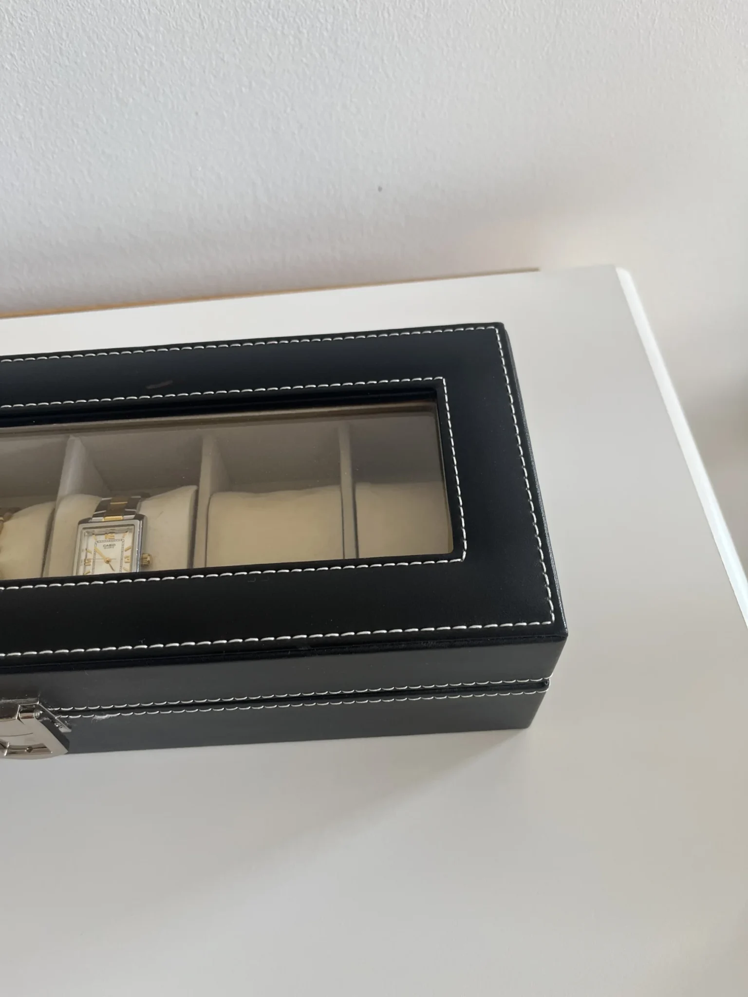 Image for Rangement 6 montres Unisexe effet cuir noir