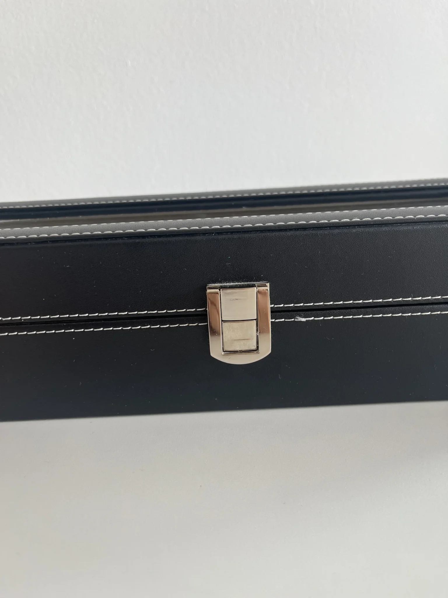 Image for Rangement 6 montres Unisexe effet cuir noir