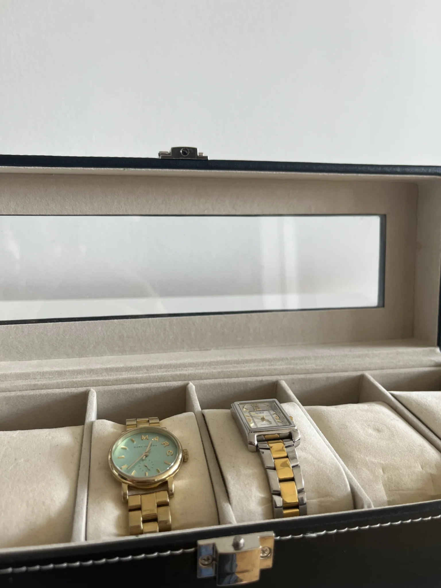 Image for Rangement 6 montres Unisexe effet cuir noir
