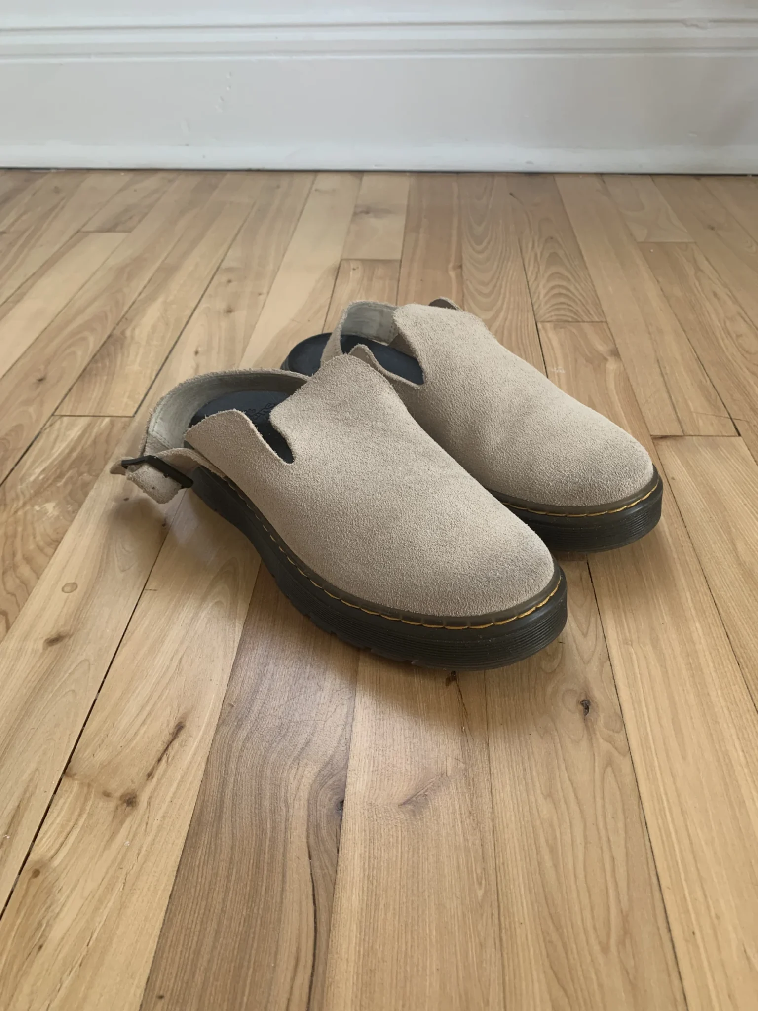 Image for Carlson Suede Casual Slingback Mules