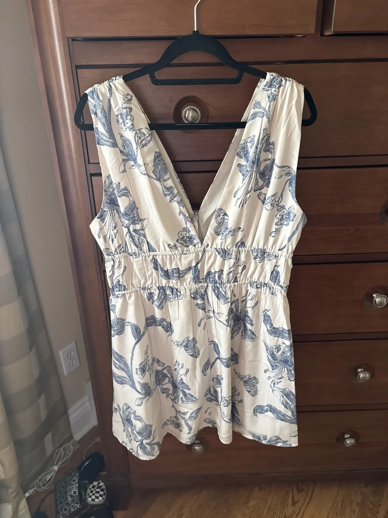 Image for Robe bleue et blanche