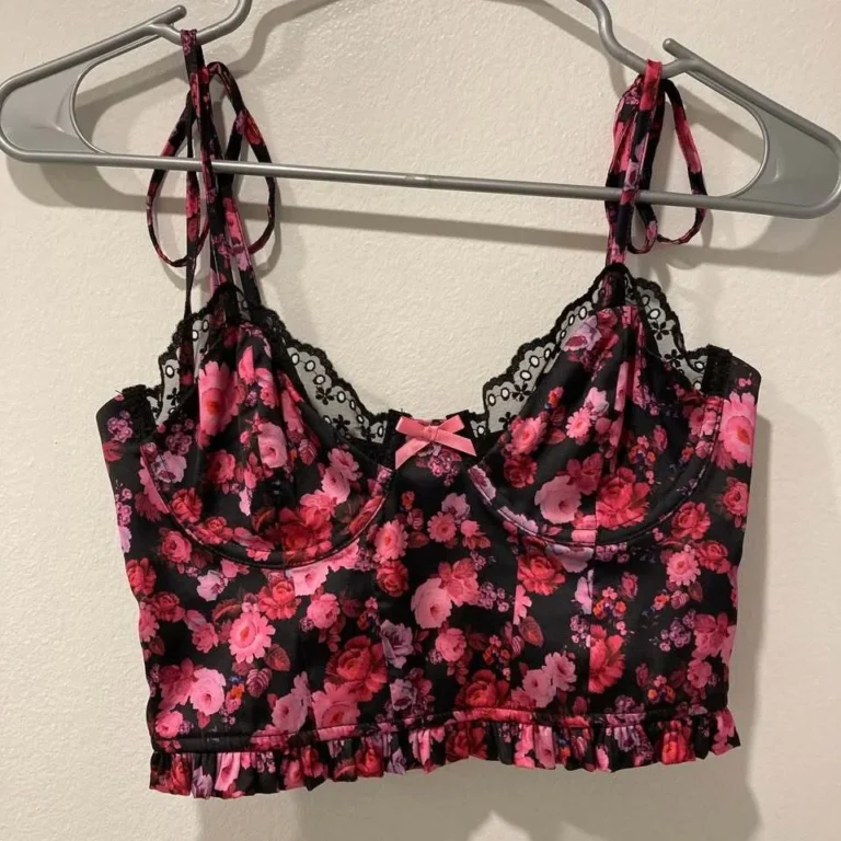 Image for Haut Camisole Fleurie Rose & Noir Love & Lemons Black & Pink Floral Bustier Cami Top